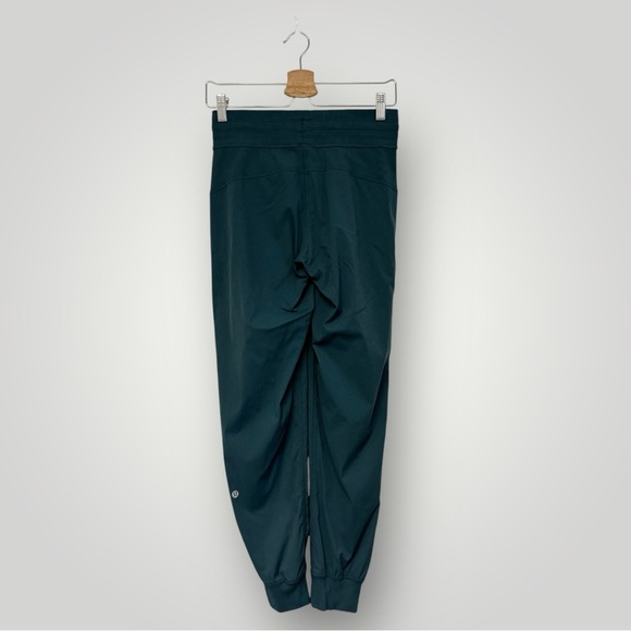Lululemon Dance Studio Jogger Mid Rise Size Green Jasper GRNJ 25051 Sz 4 - Picture 7 of 7